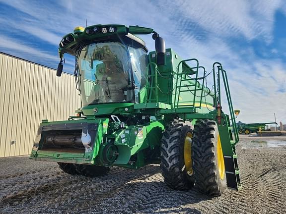 Image of John Deere S770 equipment image 3