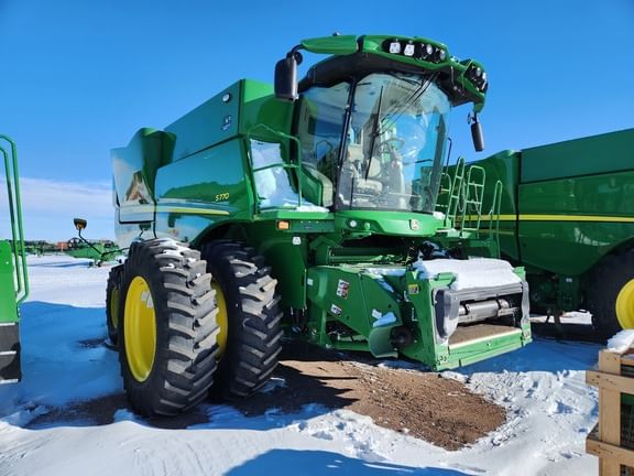Main image John Deere S770