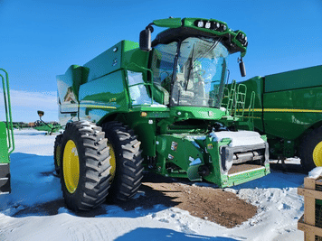 Main image John Deere S770