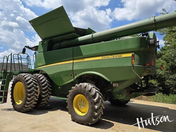 Image of John Deere S770 equipment image 2