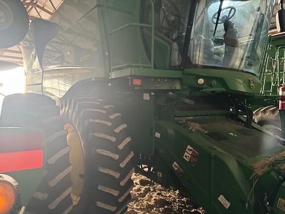 Image of John Deere S770 Primary image