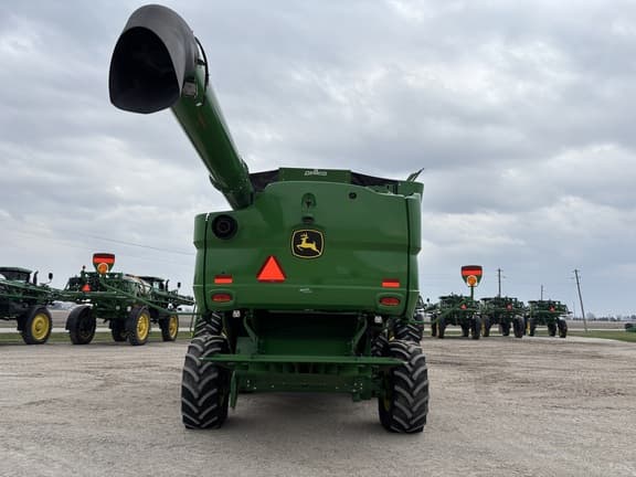 Image of John Deere S770 equipment image 3