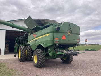 Main image John Deere S770