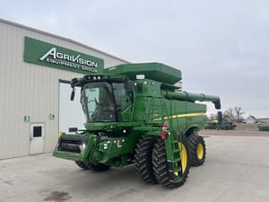 2022 John Deere S770 Image