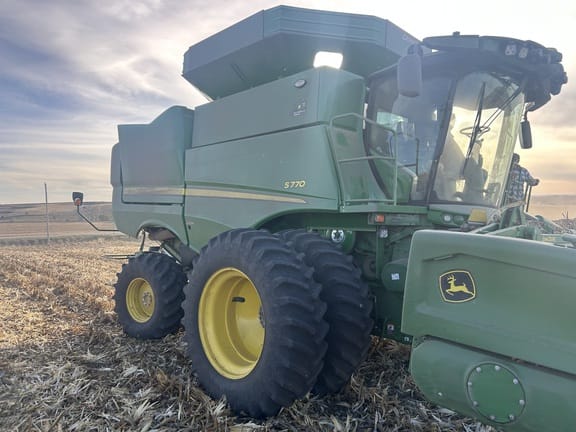 2022 John Deere S770 Equipment Image0