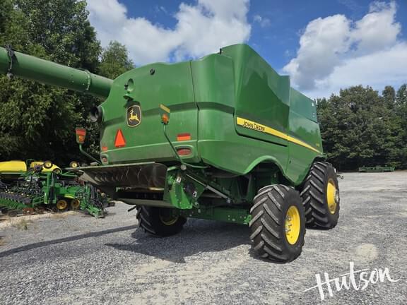 Image of John Deere S770 equipment image 1