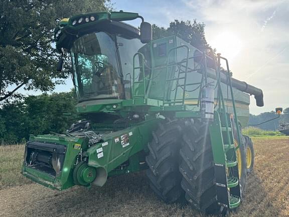 Image of John Deere S770 equipment image 1