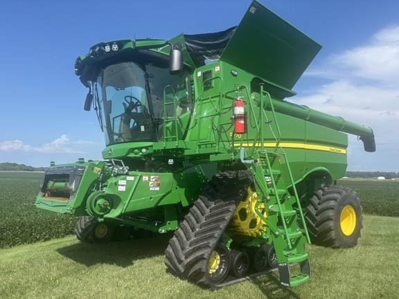 Image of John Deere S770 Primary image