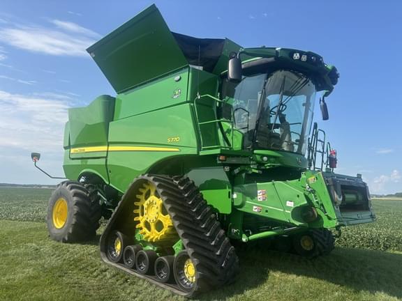 Image of John Deere S770 equipment image 3
