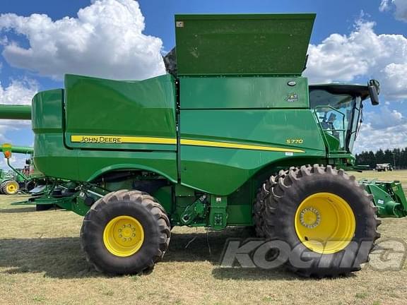 Image of John Deere S770 equipment image 3