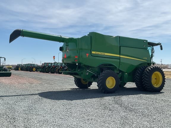 Image of John Deere S770 equipment image 4