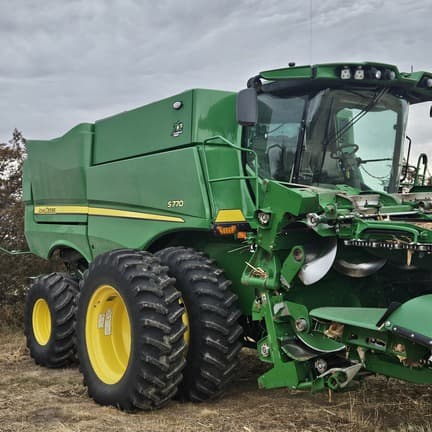Image of John Deere S770 equipment image 1