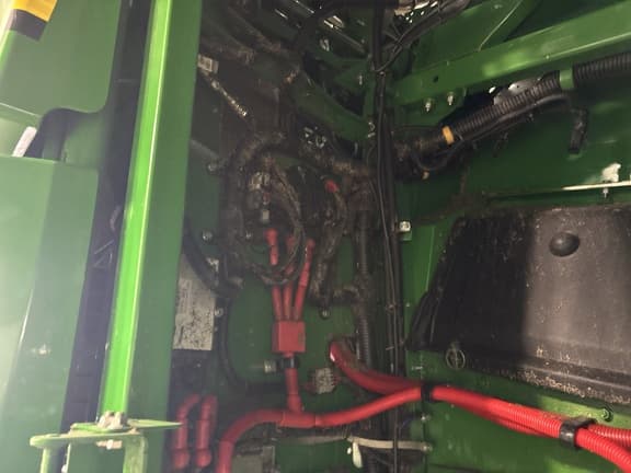 Image of John Deere S770 equipment image 1