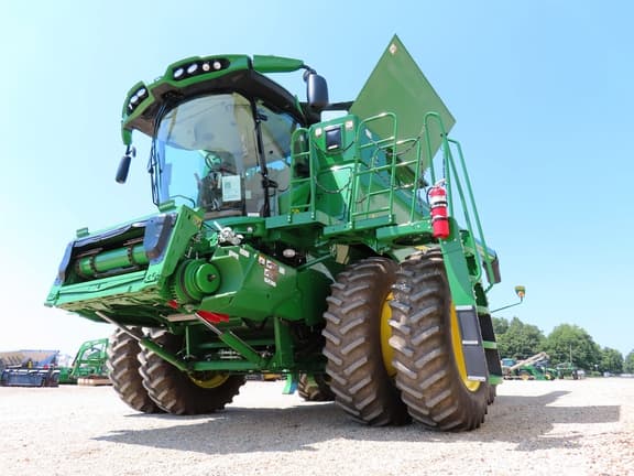 Image of John Deere S770 equipment image 4