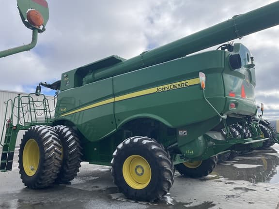 Image of John Deere S770 equipment image 2