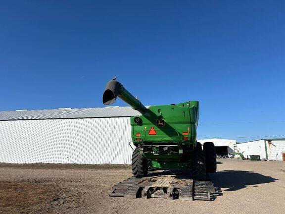 Image of John Deere S770 equipment image 1