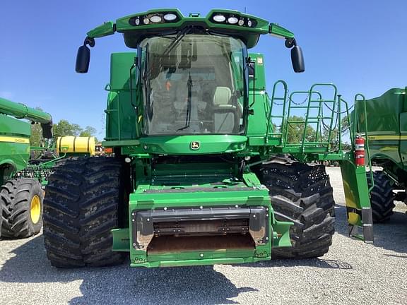 Image of John Deere S770 equipment image 1