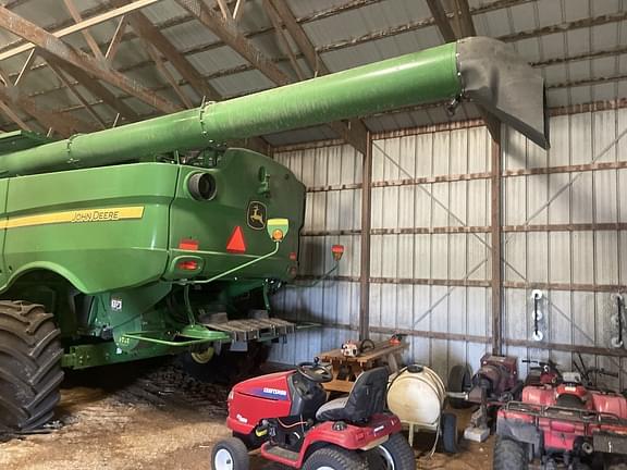 Image of John Deere S770 equipment image 4