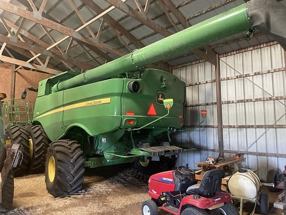 Image of John Deere S770 equipment image 1