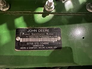 Main image John Deere S770 32