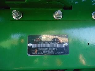 Main image John Deere S770 33