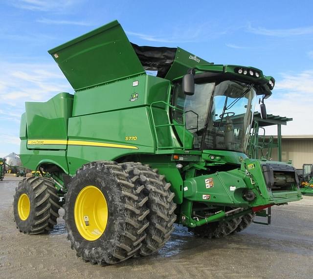 Image of John Deere S770 equipment image 3