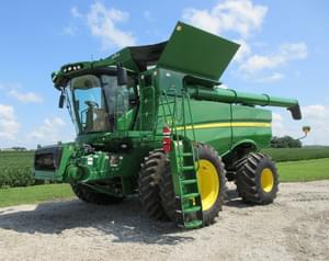 2022 John Deere S770 Image