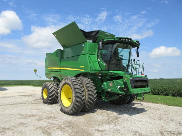Image of John Deere S770 equipment image 3