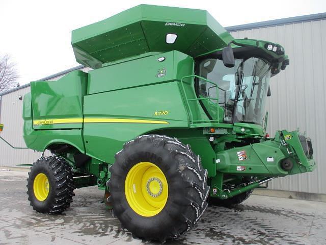 Image of John Deere S770 equipment image 1