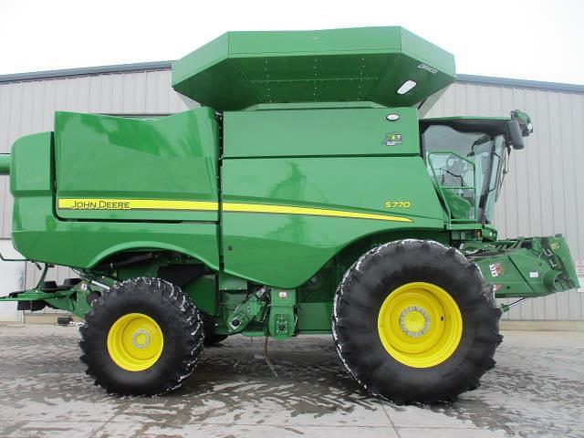 Image of John Deere S770 equipment image 3