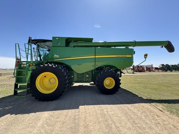 Main image John Deere S770