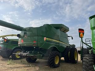 Main image John Deere S770 1