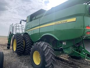 Main image John Deere S770 3