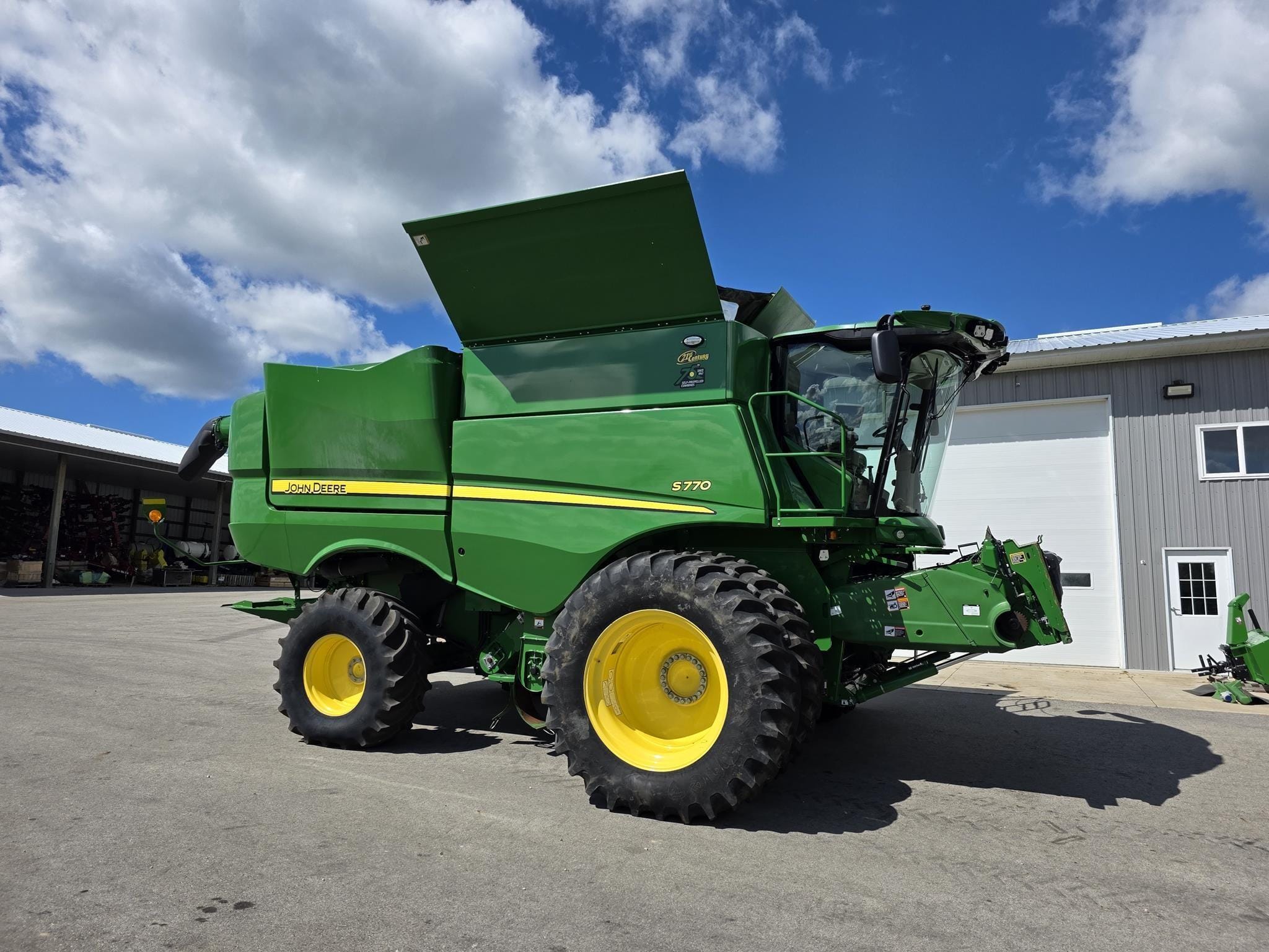 2022 John Deere S770 Equipment Image0
