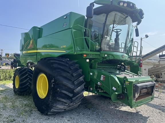 Image of John Deere S770 equipment image 1