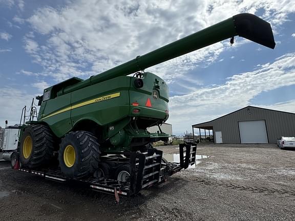 Image of John Deere S770 equipment image 3