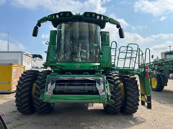 Image of John Deere S770 equipment image 4