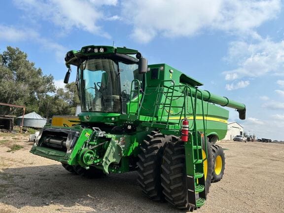 2022 John Deere S770 Equipment Image0