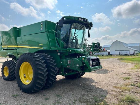 Image of John Deere S770 equipment image 3