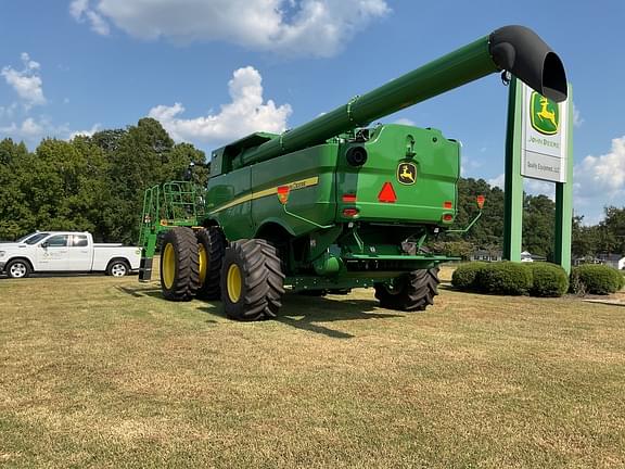 Image of John Deere S770 equipment image 2