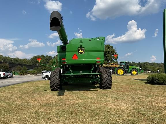 Image of John Deere S770 equipment image 3