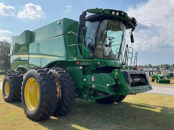 Image of John Deere S770 equipment image 4