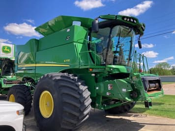 Main image John Deere S770