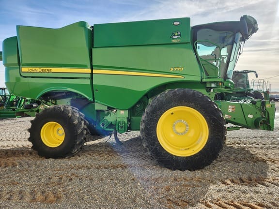2022 John Deere S770 Equipment Image0