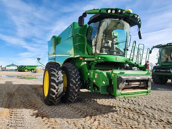 Image of John Deere S770 equipment image 1