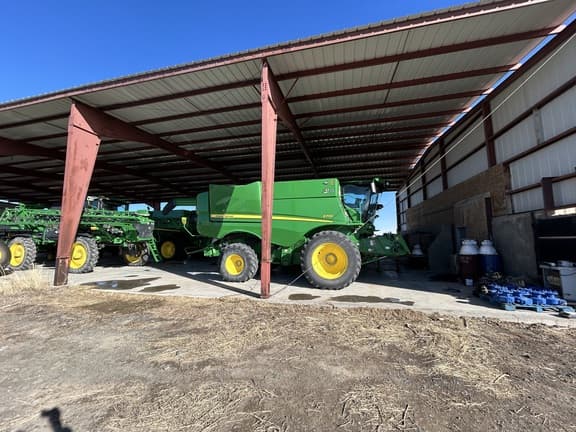 Image of John Deere S770 equipment image 4