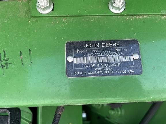 Image of John Deere S770 equipment image 2