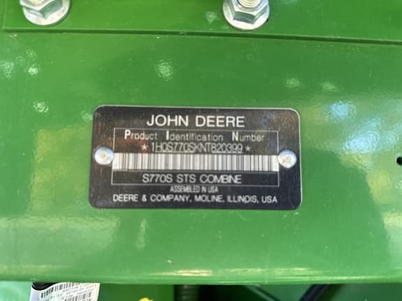 Image of John Deere S770 equipment image 1