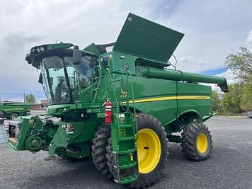 Main image John Deere S770