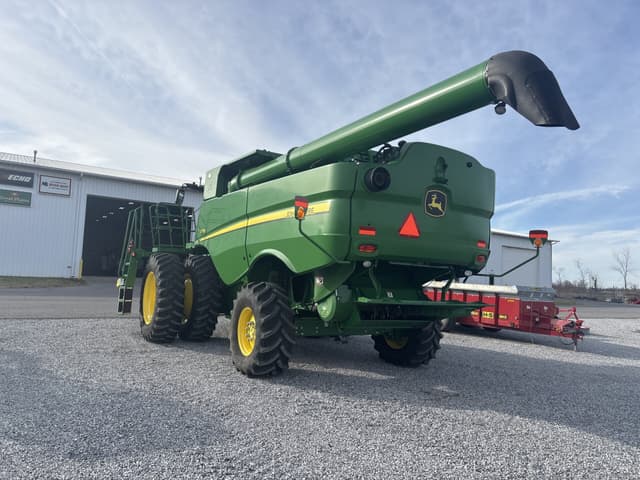 Image of John Deere S770 equipment image 4